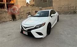 تۆیۆتا کامری